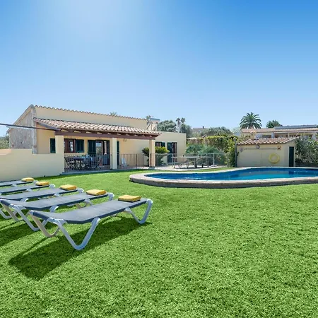 Sea Views Villa, Pou D'ambroitx, With Pool And Garden In Villa